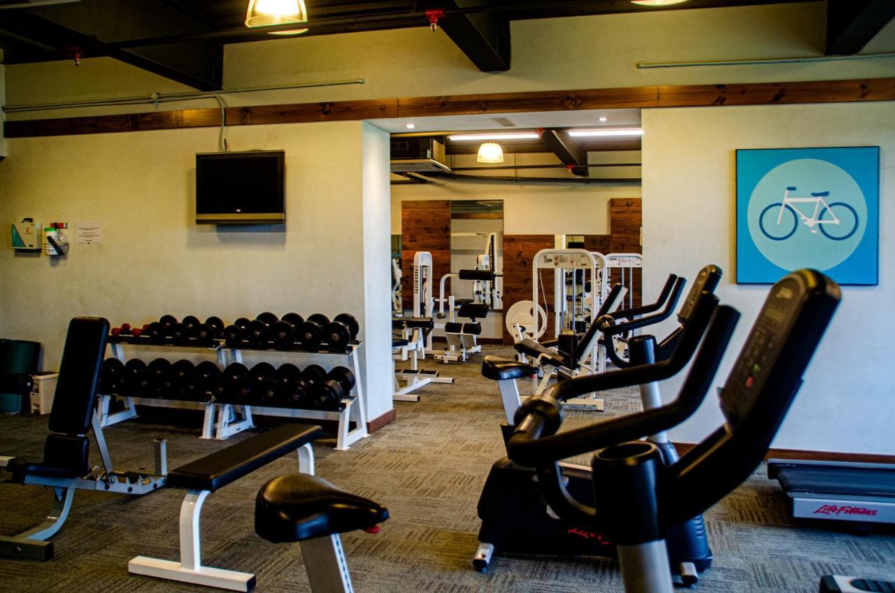 Bangi Resort Hotel Bandar Baru Bangi Exterior foto The gym at the hotel
